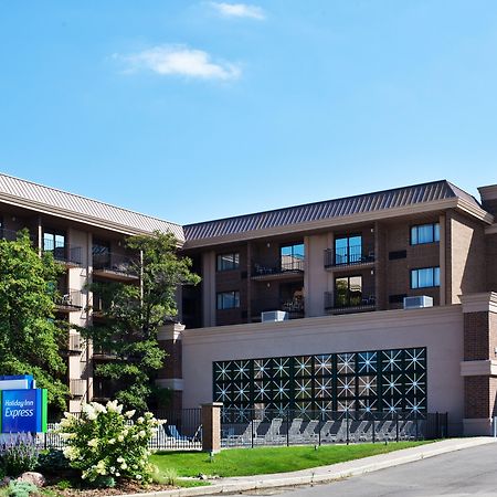 Holiday Inn Express Schaumburg-Rolling Meadows By Ihg Ngoại thất bức ảnh