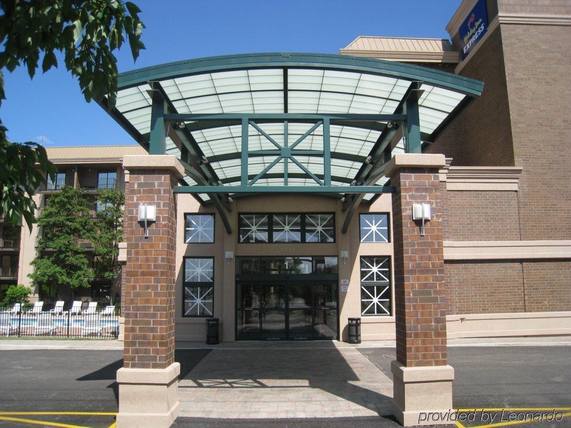 Holiday Inn Express Schaumburg-Rolling Meadows By Ihg Ngoại thất bức ảnh